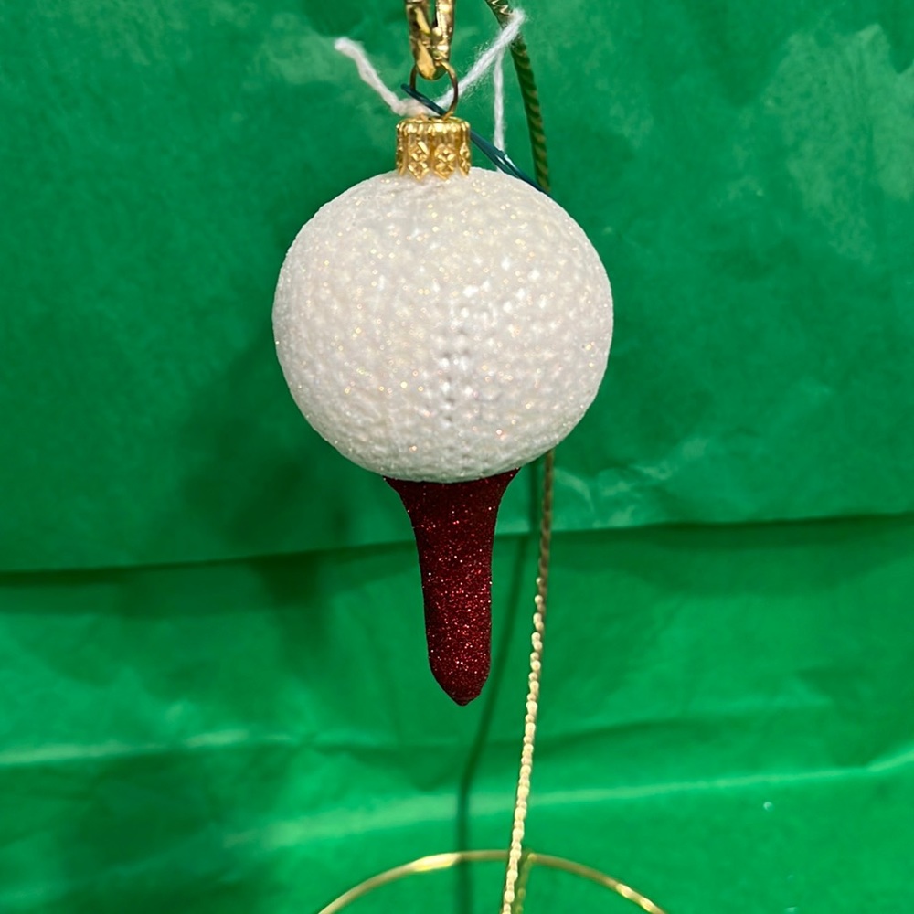 Glass blown handmade pinnacle peck ornament